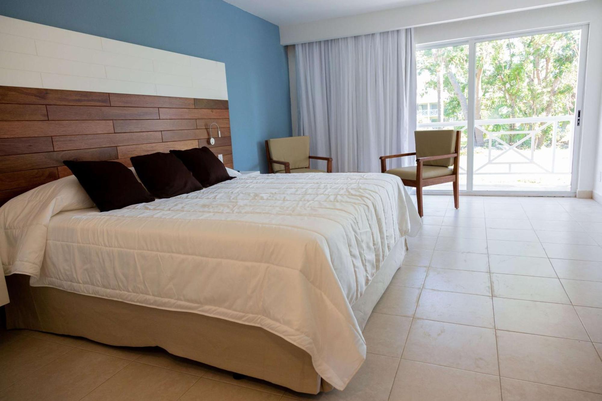 Viva Wyndham Fortuna Beach All Inclusive Freeport Esterno foto