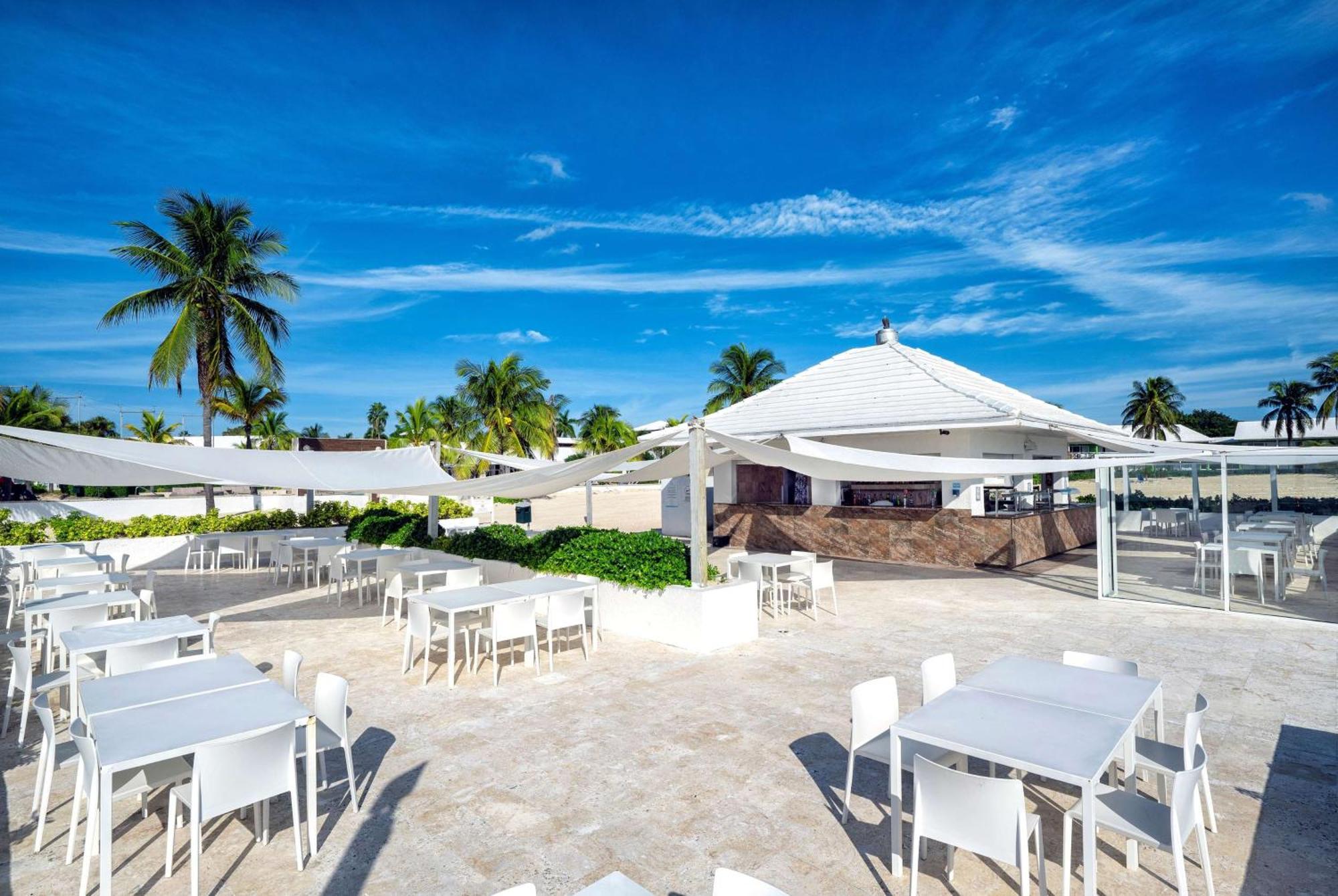 Viva Wyndham Fortuna Beach All Inclusive Freeport Esterno foto
